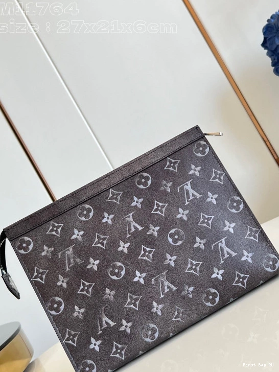First bag ru VOYAGE-27*21*6CM POCHETTE VUITTON LOUIS 0806